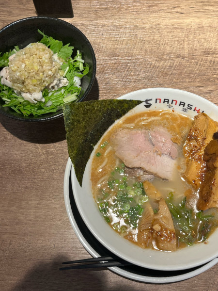 「七志角煮ラーメン」@七志 とんこつ編 たまプラーザ店の写真