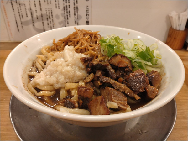 「油そば（煮干）」@麺や 七彩 八丁堀店の写真