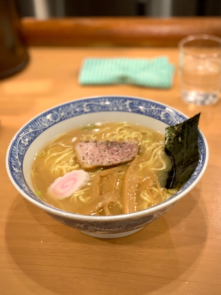 「中華そば」@中華そば 青葉 池袋サンシャイン店の写真