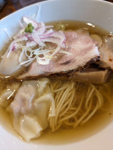 「特製塩らー麺」@麺屋 寛の写真