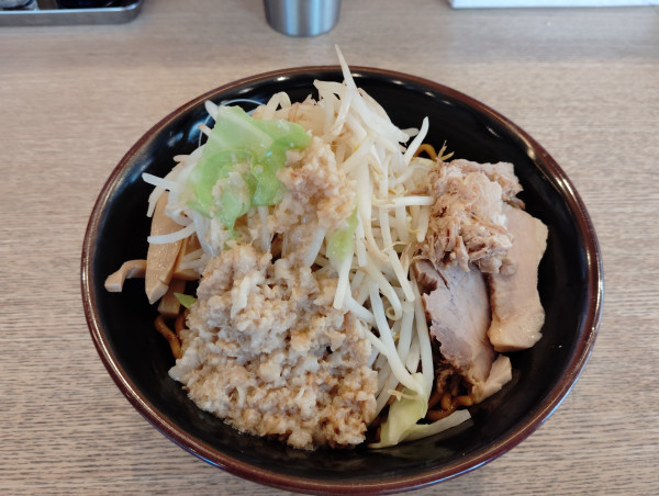 「ブラックジャンク油そば　　　　900円」@日本油党 町田支部の写真