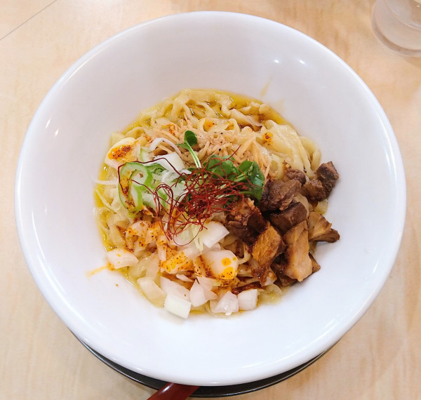 「油そば(中盛)＋半チャーハン(塩味)」@食堂 七彩の写真