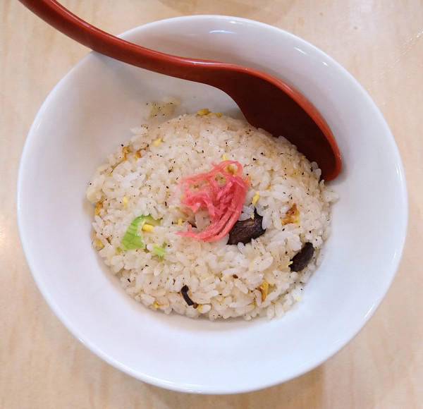「半チャーハン(塩味)」@食堂 七彩の写真