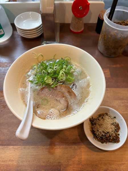 「博多豚骨ラーメン」@幸心堂の写真