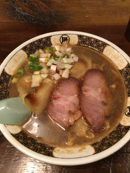 「すごい煮干しラーメン (820円)」@すごい煮干ラーメン凪 五反田西口店の写真
