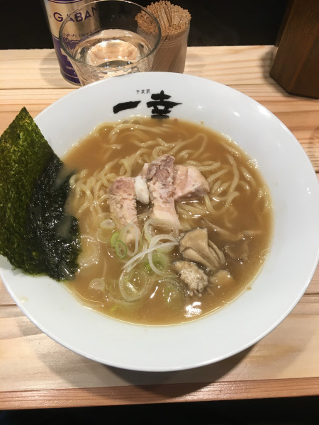 「煮干豚そば(780円)」@下北沢 一幸の写真