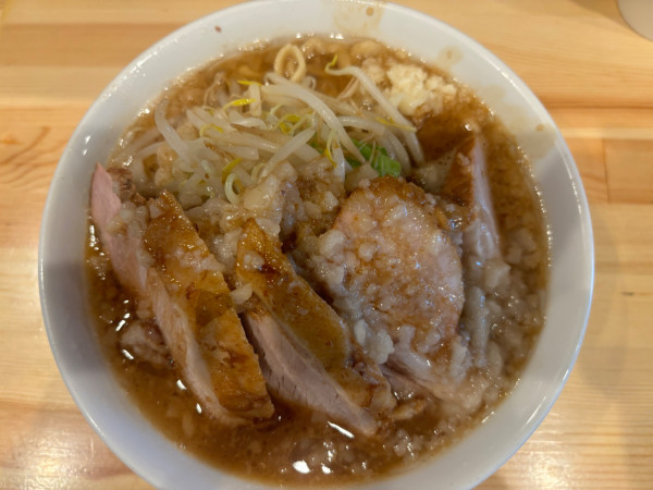 「ラーメン　豚まし」@ラーメン荘ヤマロク 五橋連坊店の写真