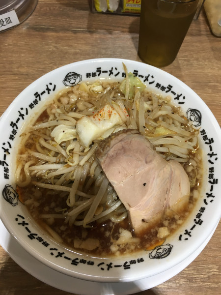 「野郎ラーメン(730円)を、極太麺・焼き野菜」@野郎ラーメン 保谷店の写真