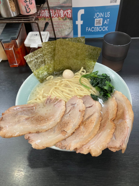 「チャーシュー麺　ライス」@横浜家系ラーメン すずき家の写真