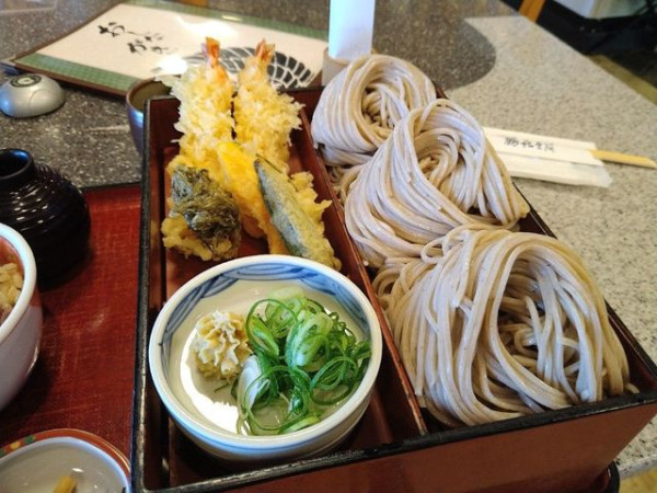 「天ざるそば」@鶴喜そば 山科店の写真