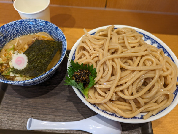 「生七味つけ麺特盛」@次念序の写真