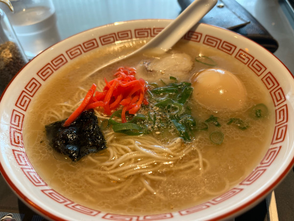 「花月嵐ラーメン煮卵」@中洲屋台 長浜ラーメン 初代 健太の写真