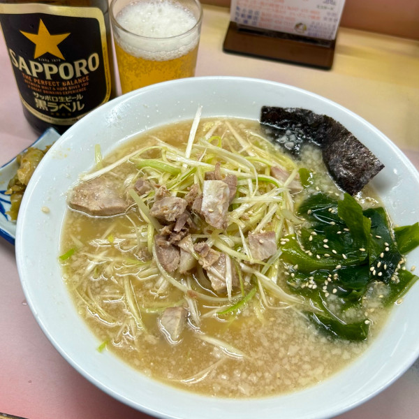 「ネギラーメン＋ビール（中瓶）」@ラーメン かいざんの写真