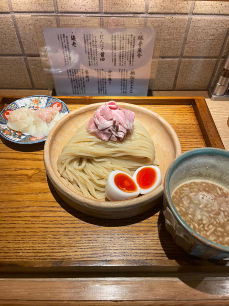 「つけ汁一種ちょっとずつつけ麺」@もちだやの写真