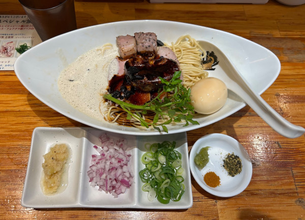 「【6周年限定】満鶏軒スペシャル油そば」@満鶏軒の写真