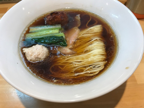 「中華そば醤油」@猫と月の写真