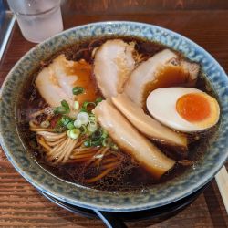 熟成醤油ラーメン+チャーシュー
