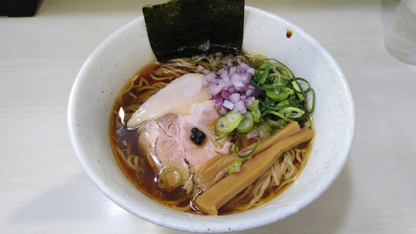 「醤油ラーメン」@麺や 魁星の写真
