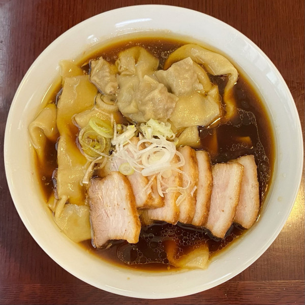 「ワンタンチャーシュウメン ¥1,450 麺大盛 ¥150」@手打ち 陰日向の写真