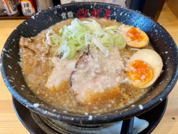 「特製醤油ラーメン」@背脂の魔術師 ツボミの写真