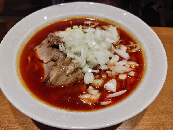 「ミニ紅の豚➕たまねぎ」@麺屋 長次郎の写真