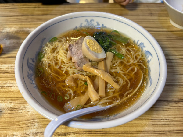 「醤油ラーメン」@中国料理 宝龍の写真