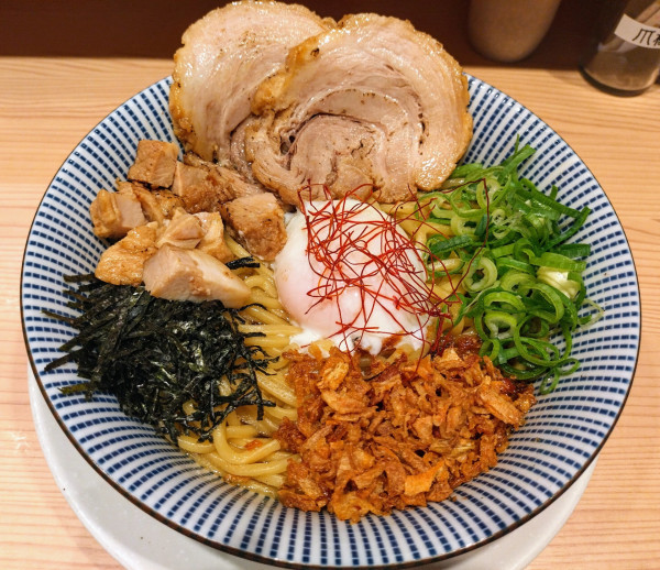 「灯花まぜそば￥935＋チャーシュー￥231＝￥1166」@鯛塩そば 灯花 ペリエ千葉店の写真