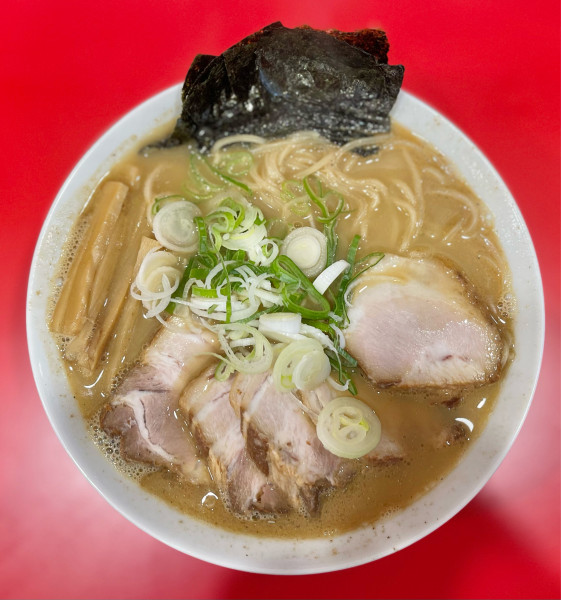 「煮干し極まる中華そば、麺大盛り、肉増し、のり増し、半ライス」@中華そば ふくもりの写真