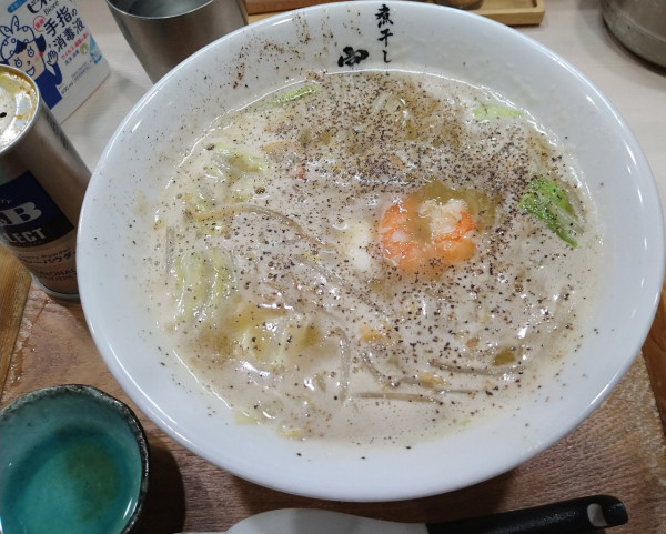 「シーフードヌードル 1100円」@煮干しつけ麺 宮元の写真