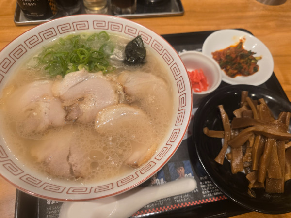 「博多ラーメン健太肉増し無限替玉付き(メンマ)￥1,490」@らあめん花月嵐 川崎西口店の写真