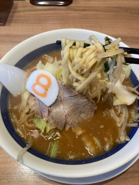 「味噌ラーメン」@8番らーめん アクロスプラザ児島店の写真