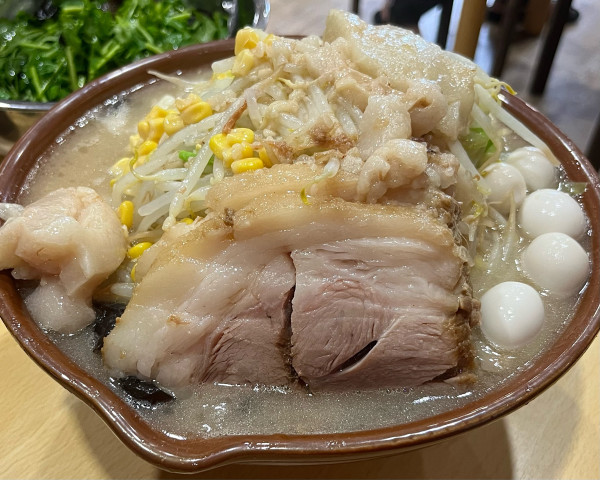 「限定 なみのりラーメン 麺増し750g  きくらげきくちゃん う」@ラーメン二郎 八王子野猿街道店2の写真