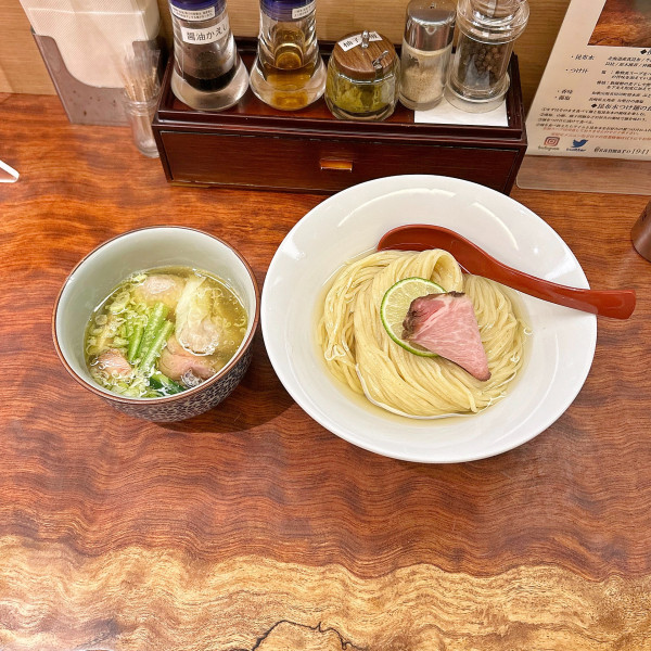 「特製昆布水つけ麺(塩)」@三馬路 東京店の写真