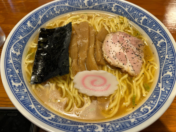 「中華そば大盛固め950円」@中華そば 青葉 八王子店の写真