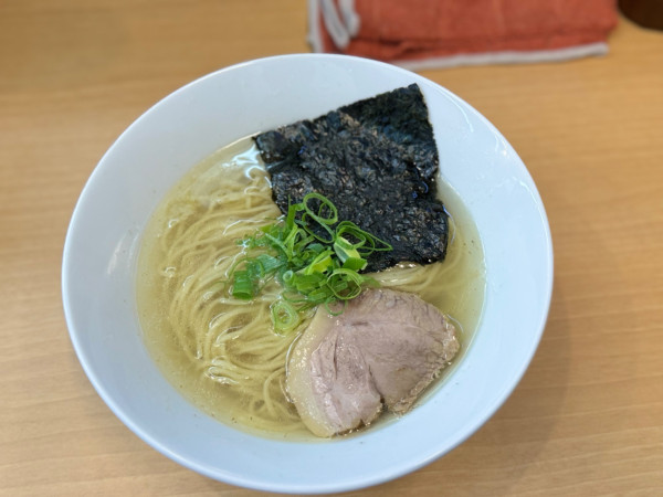 「塩ラーメン 800円」@ラーメン ヒズミの写真