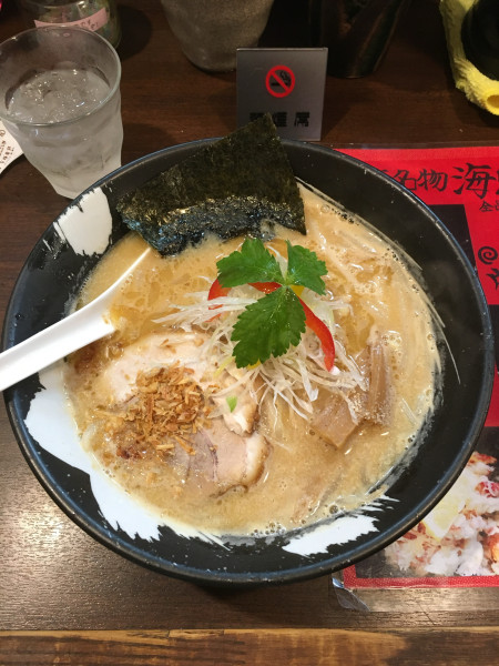 「白味噌とんこつ(750円)」@北海豚骨麺屋 銀鈴の写真