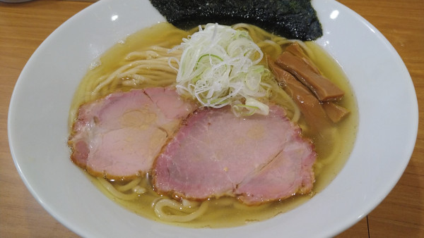 「塩ラーメン」@しののめヌードルの写真