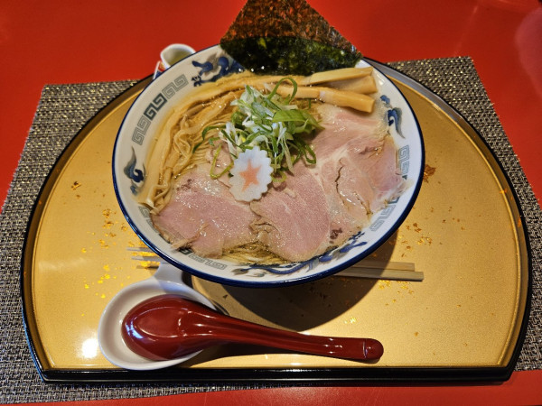 「地鶏中華そば（塩）」@中華そば 凜星の写真