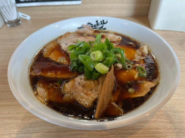 「中華そば（並）」@麺屋 丈六 キーノ和歌山店の写真