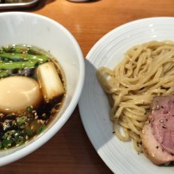 鴨つけそば太麺大盛り（1050円）＋味玉（150円）