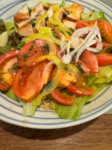 「トマト味サラダらあめん900円」@やきやの写真