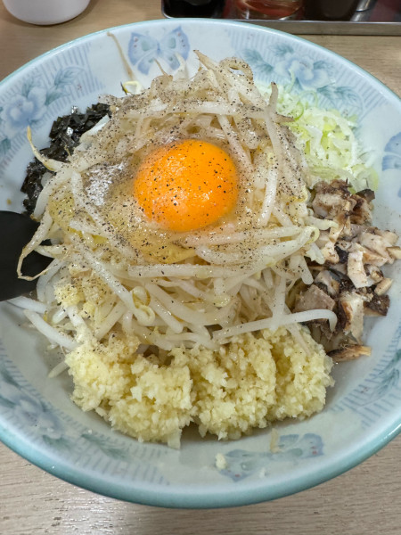 「スタミナまぜそば980円+ミニカレー120円」@麺屋 花形の写真