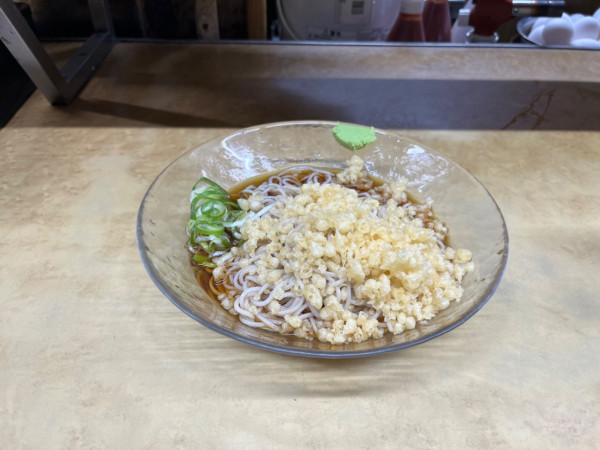 「冷やしたぬきそば340円」@信濃路の写真