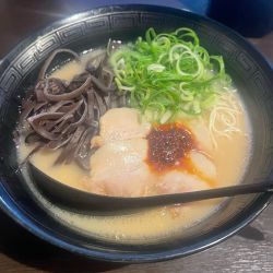 とんこつらーめん