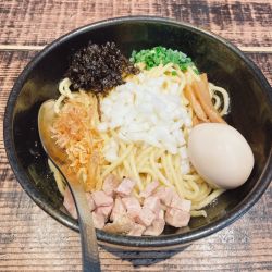 塩油そば味玉付き