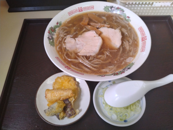 「そばラーメン¥900-」@めん処 蔵屋の写真
