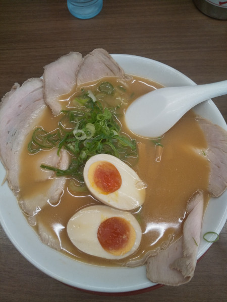 「チャーシューメン（味玉付き）」@ラーメン 横綱 一宮店の写真