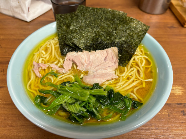 「ラーメン大盛り 850円 ライス無料」@二代目 英吉家の写真