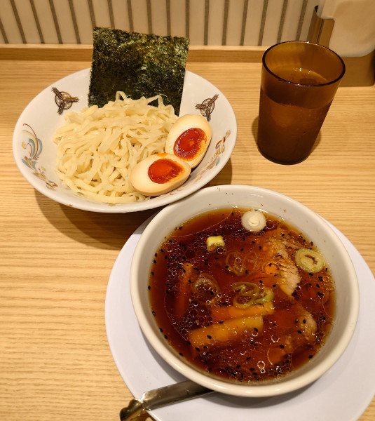 「ざる中華+味玉(1130円)」@三田製麺所 大宮ラクーン店の写真