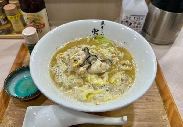 「【限定】シーフードヌードル牡蠣Ver. ¥1100」@煮干しつけ麺 宮元の写真